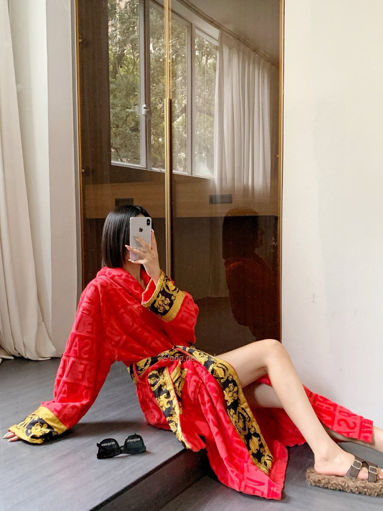 Versace Baroque Logo Jacquard Cotton Bathrobe (3) - newkick.app